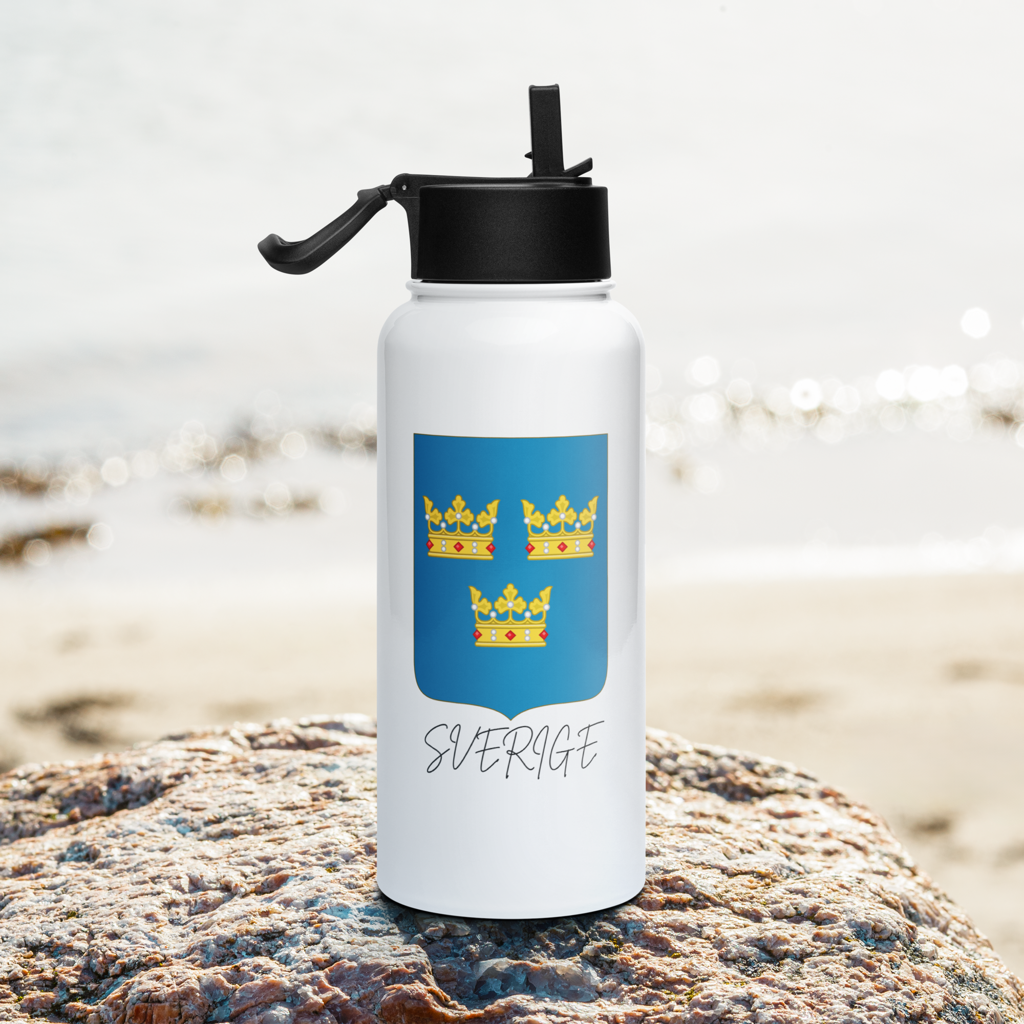 Sverige Crown Stainless steel water bottle with a straw lid